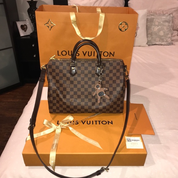 🧸FINAL PRICE🧸PRADA TEDDY BEAR KEY CHAIN🧸 - Picture 2 of 2